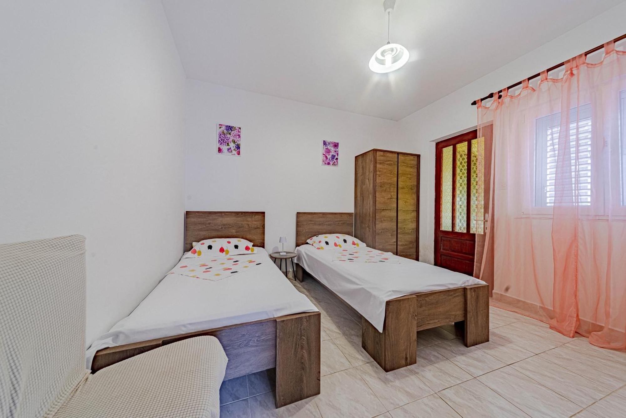 Seaside House For Families With Children Cove Rasohatica, Korcula - 4386 Lumbarda Esterno foto